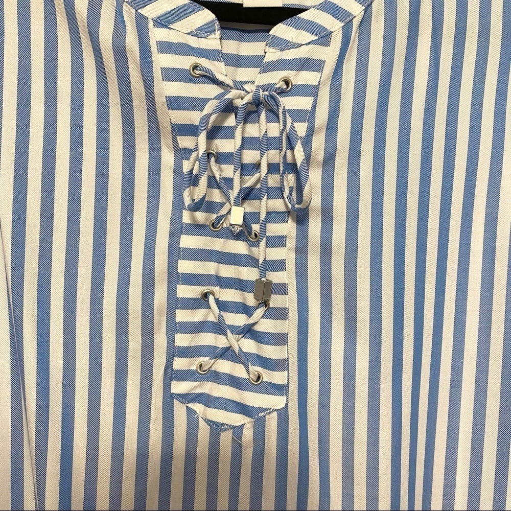 Ruby Rd. Women’s Blue & White Striped Blouse  Size M New With Tags - Picture 7 of 15